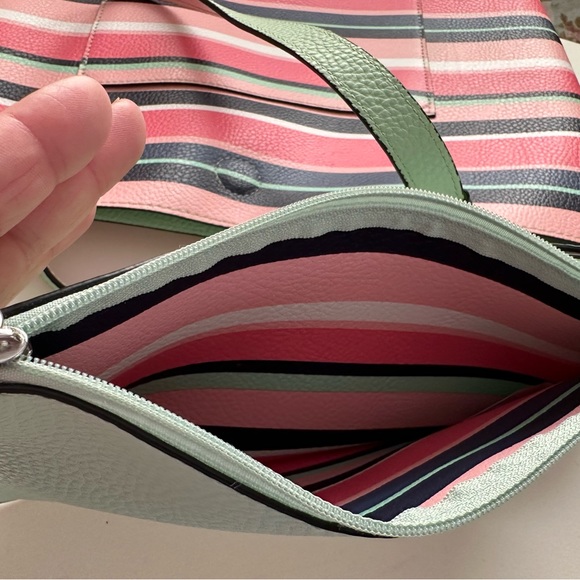 Pretty striped reversible tote bag - Picture 7 of 7